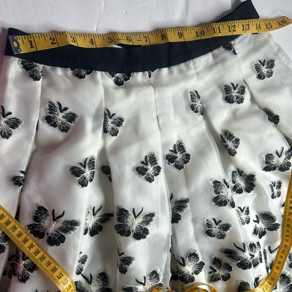 Talbots Black and Cream Butterfly A-Line Skirt EUC Sz 6 feminine fairy - Picture 8 of 10